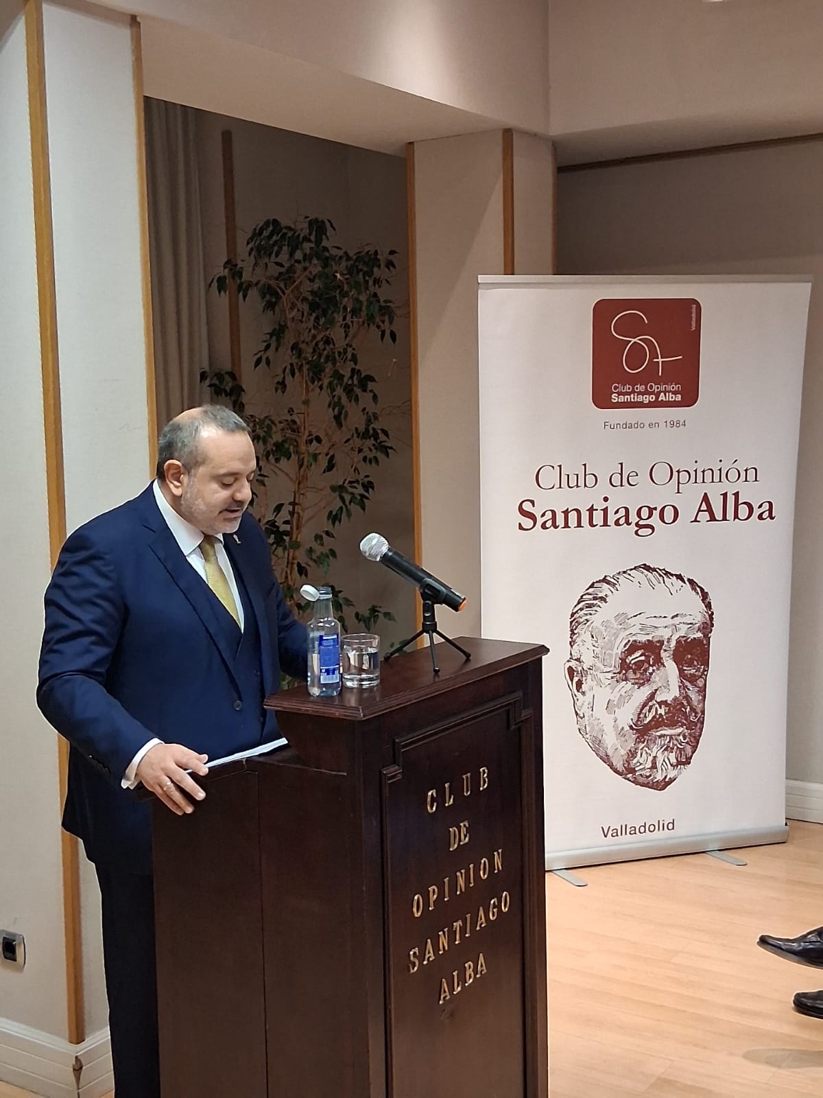 D. LUIS GREGORIO HOLGUIN GALARÓN